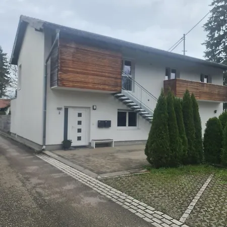 Gemuetliche In St Georgen Naehe Attersee