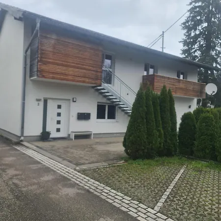 Gemuetliche In St Georgen Naehe Attersee * Vöcklabruck